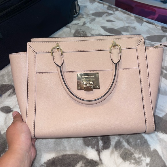 Michael Kors Purse - Picture 1 of 10
